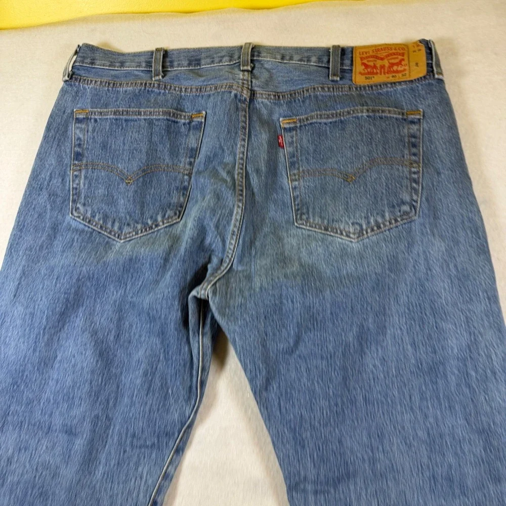 Levis 501 Original Fit Mens Jeans 40x32 Medium Wash Blue Denim Button Fly 501
